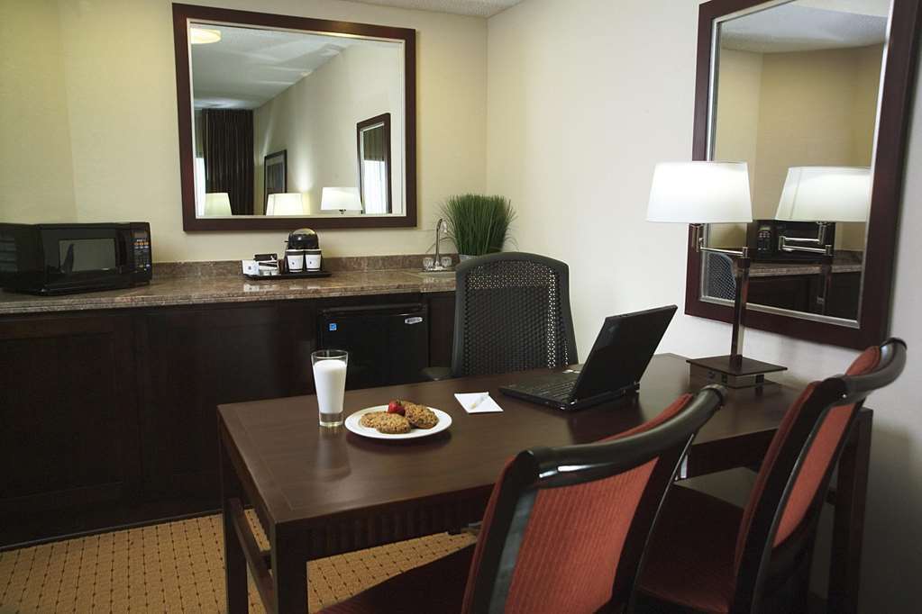 Hotel Doubletree By Hilton Tampa Rocky Point Waterfront Chambre photo